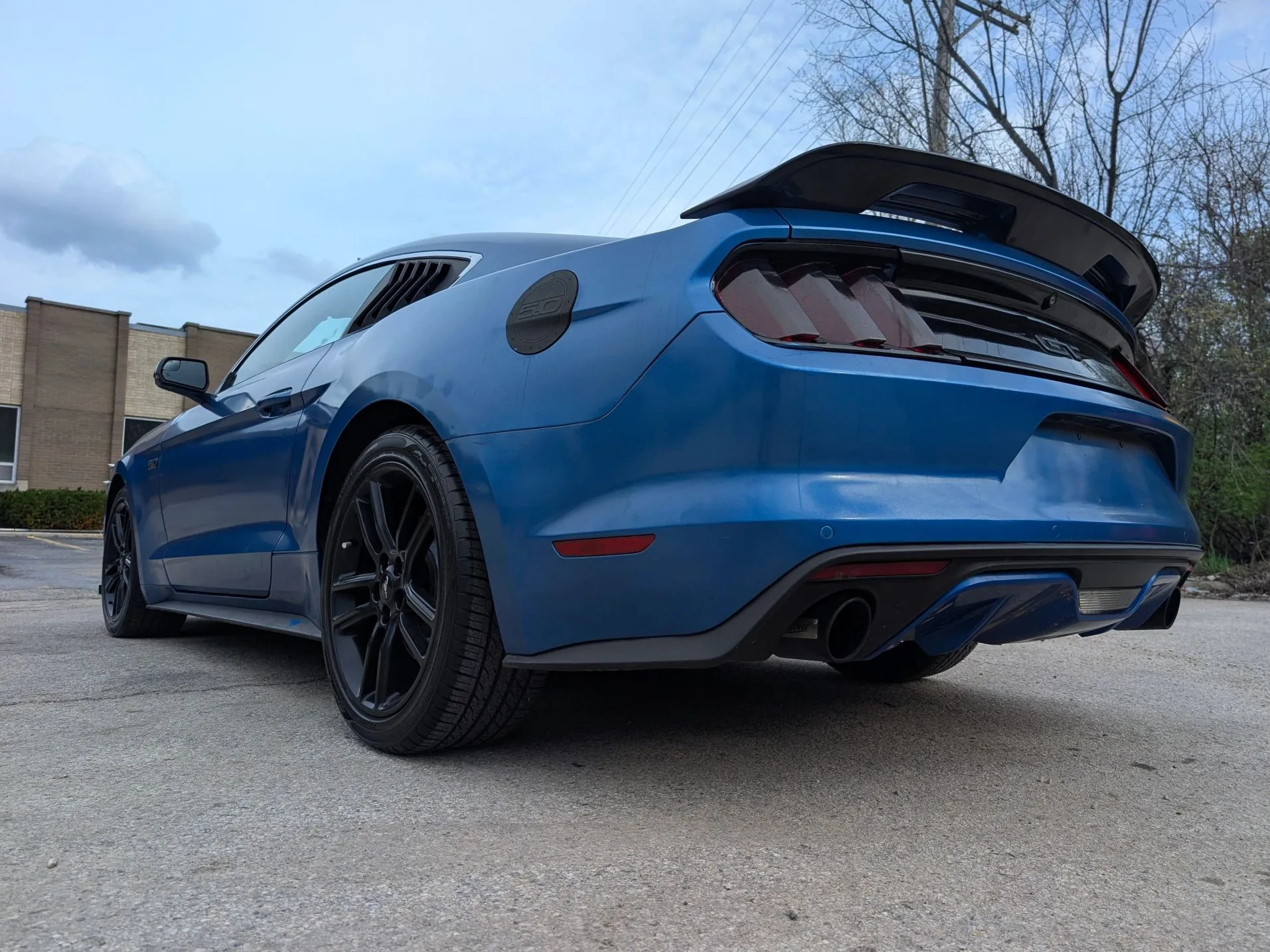 2017 Ford Mustang EcoBoost Premium Blue — view 7