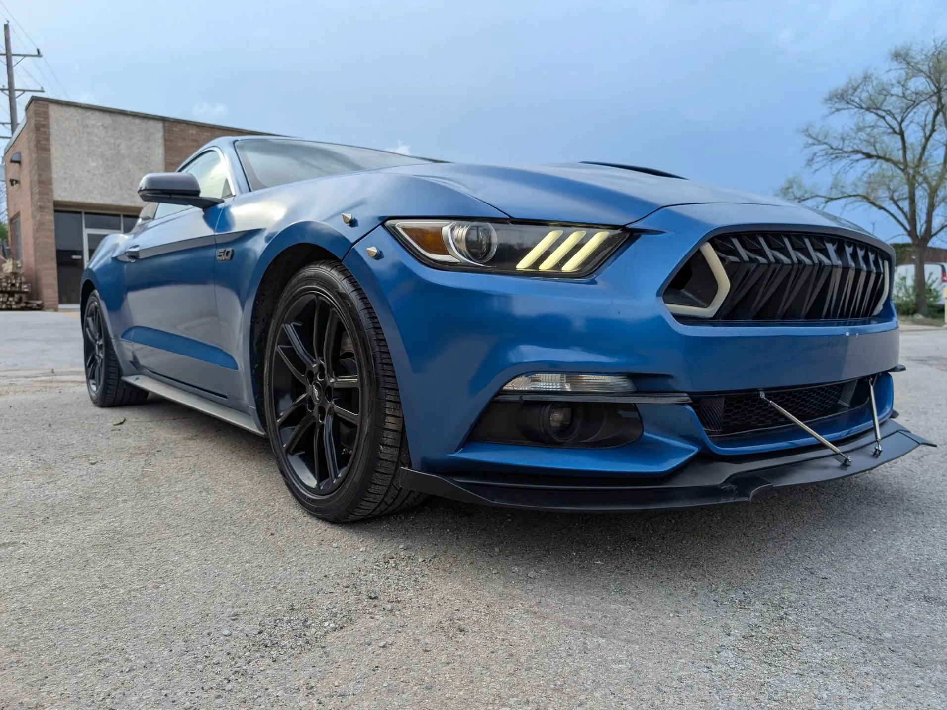 2017 Ford Mustang EcoBoost Premium Blue — view 3