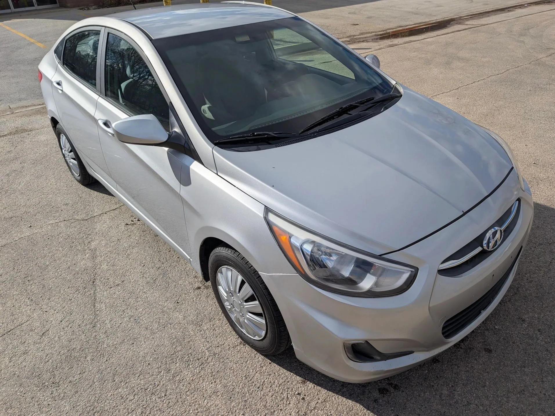 2017 Hyundai Accent SE Silver — view 11